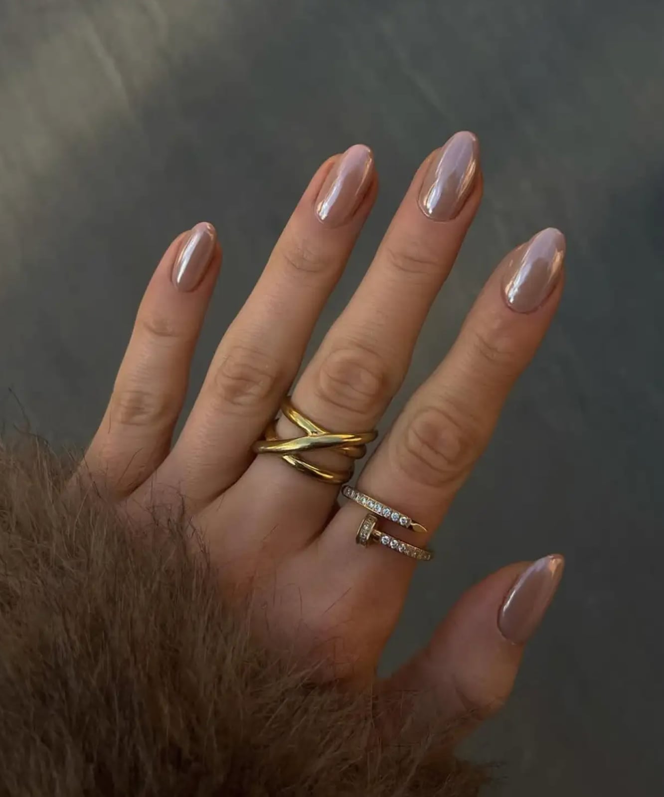 Medium Brown Chrome Medium Oval Nails — Simple Brown Chrome Nails