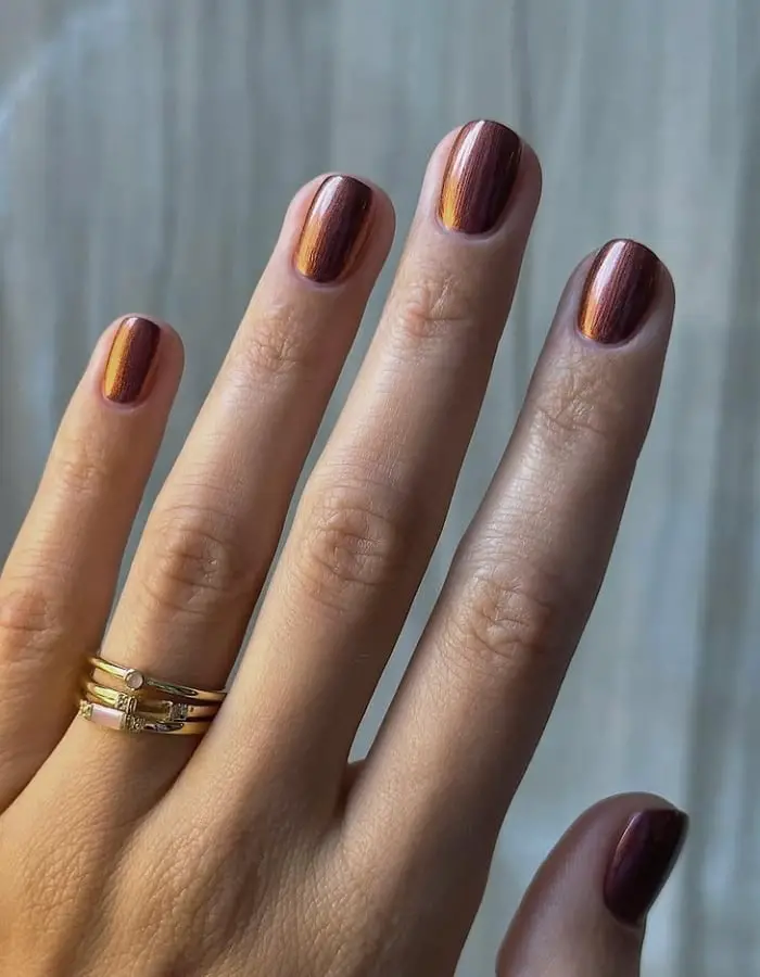 Short Oval Brown Chrome Gradient Nails — Simple Brown Chrome Nails