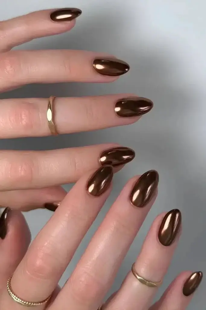 Medium Brown Chrome Short Oval Nails — Simple Brown Chrome Nails