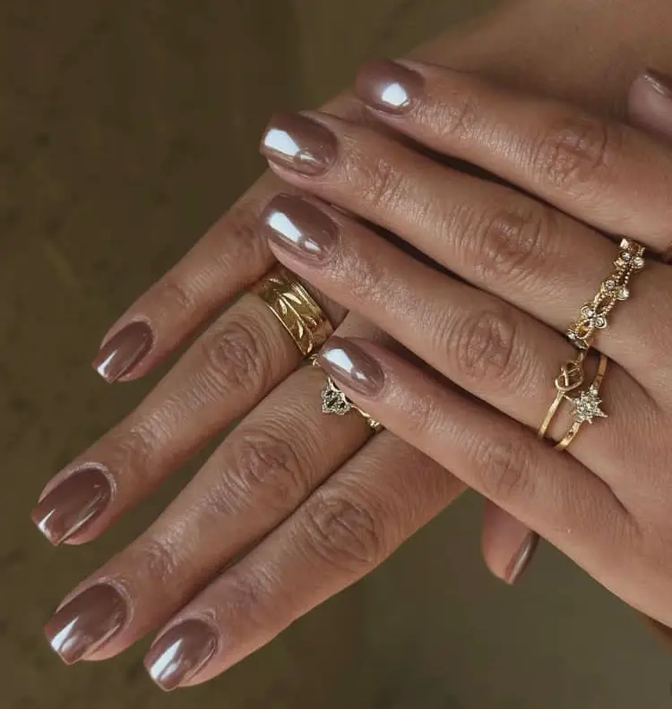 Medium Brown Subtle Chrome Oval Nails — Simple Brown Chrome Nails