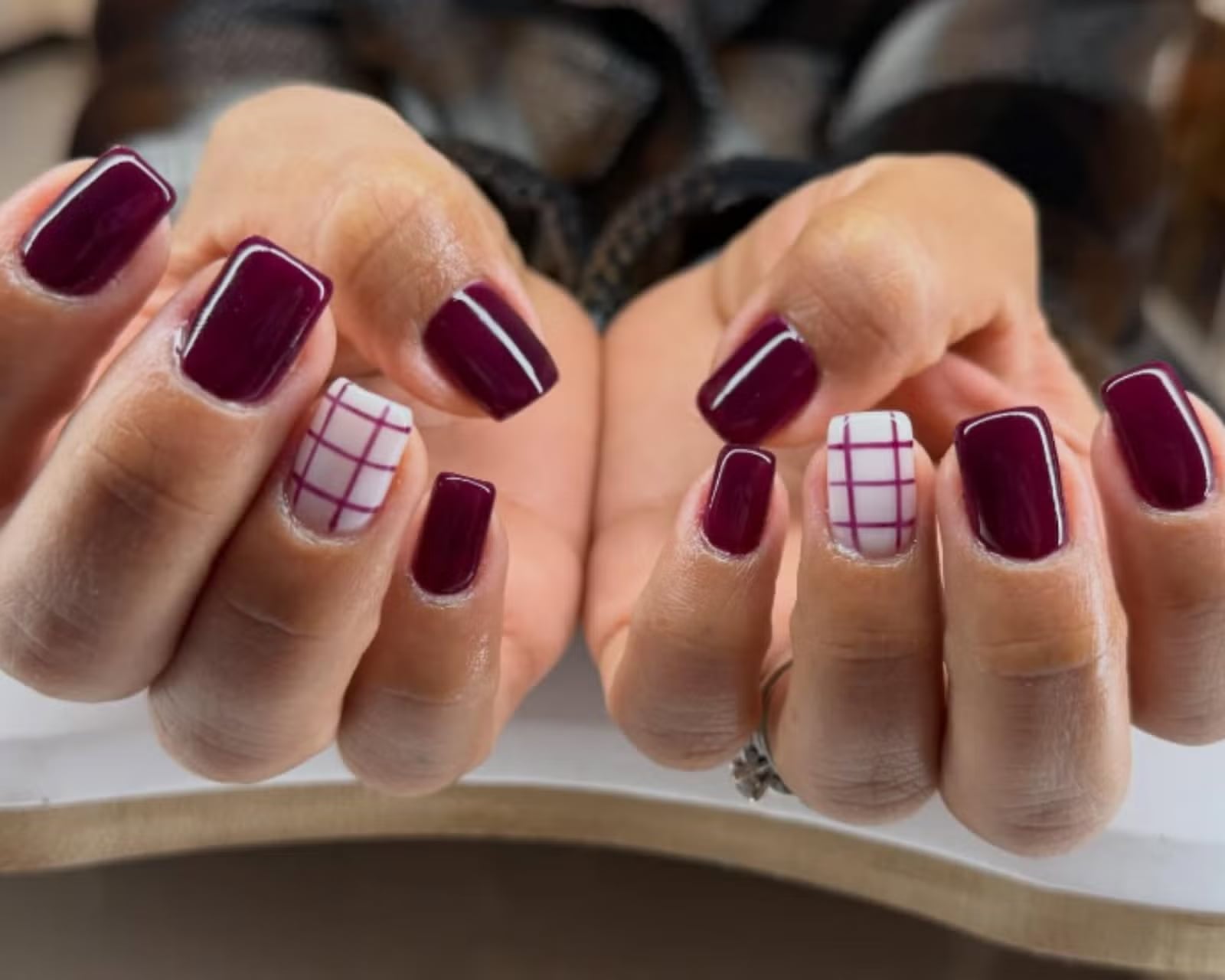 Soft Square Burgundy White Grid — Simple Burgundy Nails Art