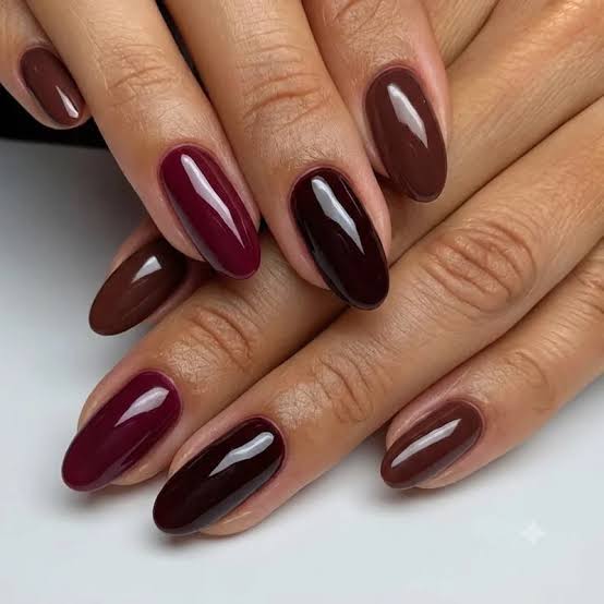 Long Stiletto Burgundy Marble Nails — Simple Burgundy Nails Art