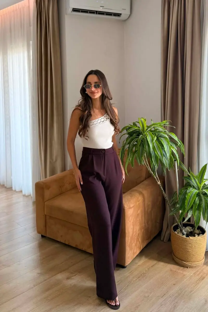 Wide-leg Burgundy Trousers with a White One-Shoulder Top Wide-leg Burgundy Trousers with a White One-Shoulder Top — Simple Burgundy Pants Outfits