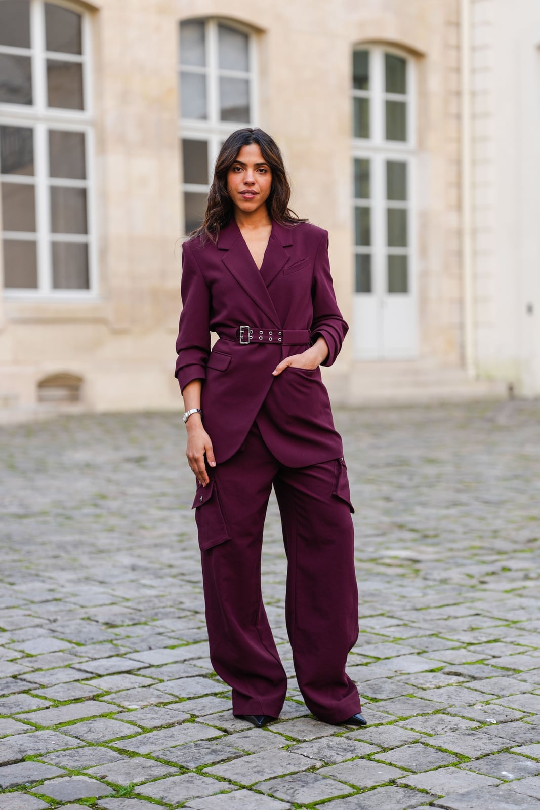 Burgundy Cargo Trousers with a Matching Belted Blazer Burgundy Cargo Trousers with a Matching Belted Blazer — Simple Burgundy Pants Outfits