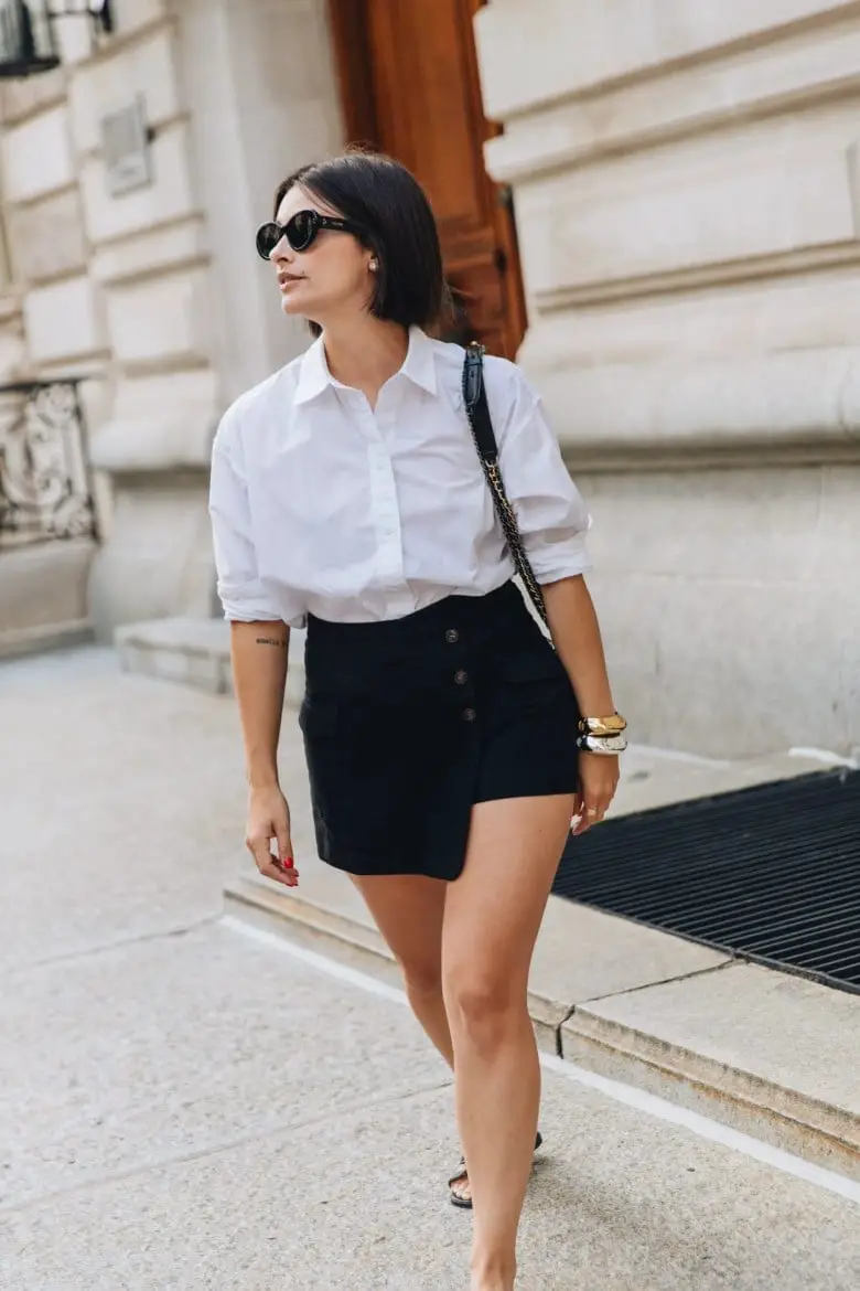 Oversized White Shirt with Black Skort and Rolled Sleeves Oversized White Shirt with Black Skort and Rolled Sleeves — Simple Button Down Outfits