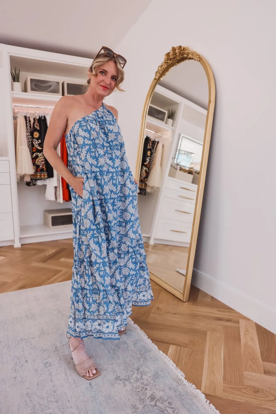 Floral Maxi Dress With Slide Sandals Floral Maxi Dress With Slide Sandals — Simple Casual Dresses Outfits