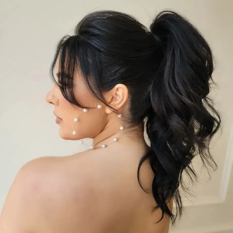 Voluminous High Ponytail With Wispy Bangs Voluminous High Ponytail With Wispy Bangs — Simple Casual Hairstyles