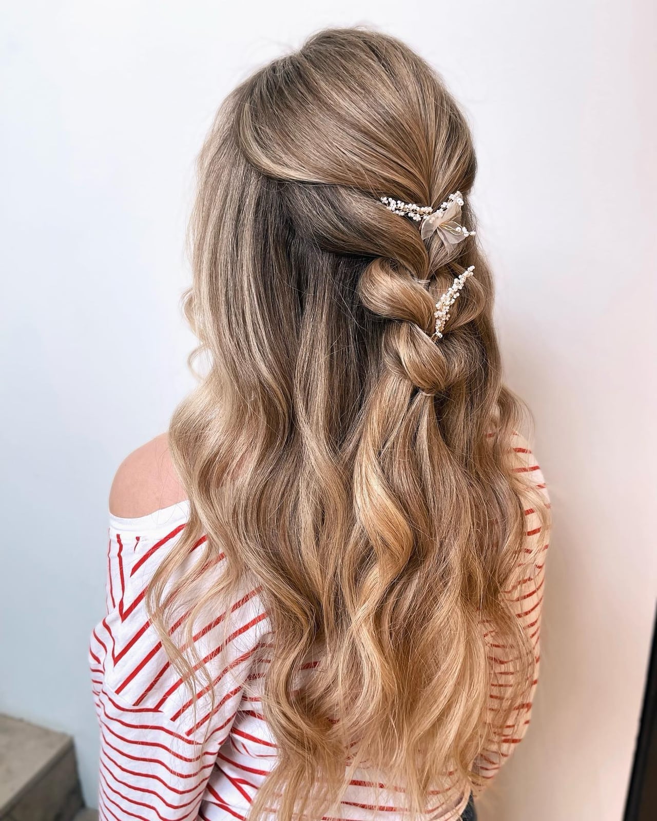 Half-Up Half-Down With Braided Accent Half-Up Half-Down With Braided Accent — Simple Casual Hairstyles