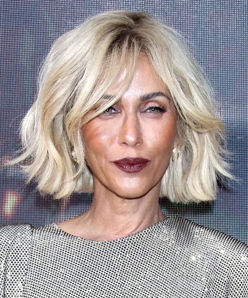 Dark Brown Blunt Cut Bob With Subtle Waves Dark Brown Blunt Cut Bob With Subtle Waves — Simple Chin Length Bob