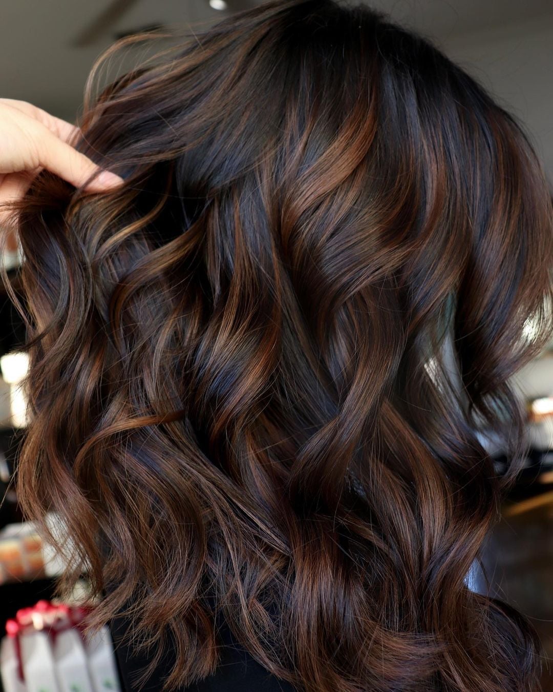 Dark Chocolate Base With Blended Highlights — Simple Chocolate Highlights