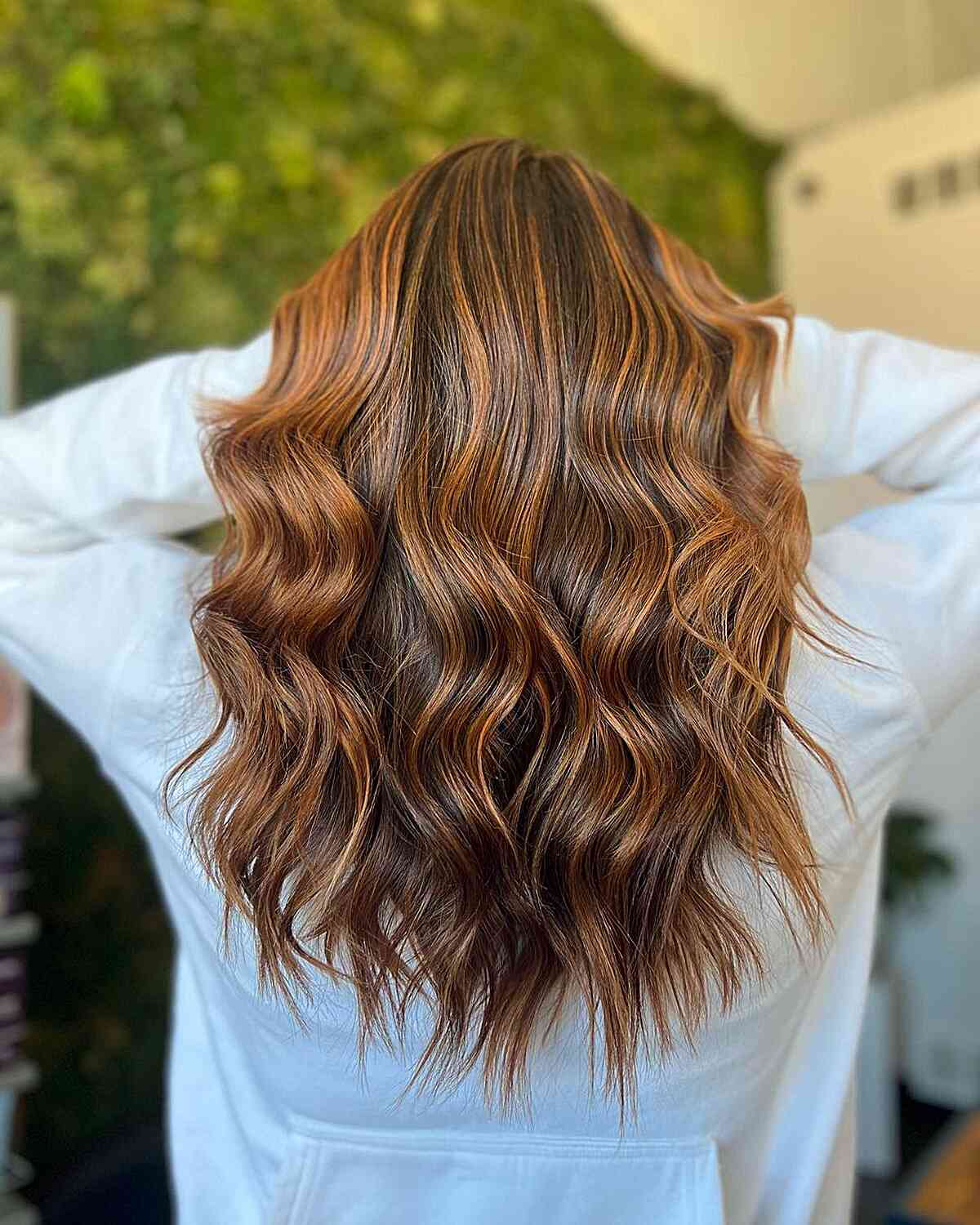 Dark Brown With Copper and Caramel Highlights — Simple Chocolate Highlights