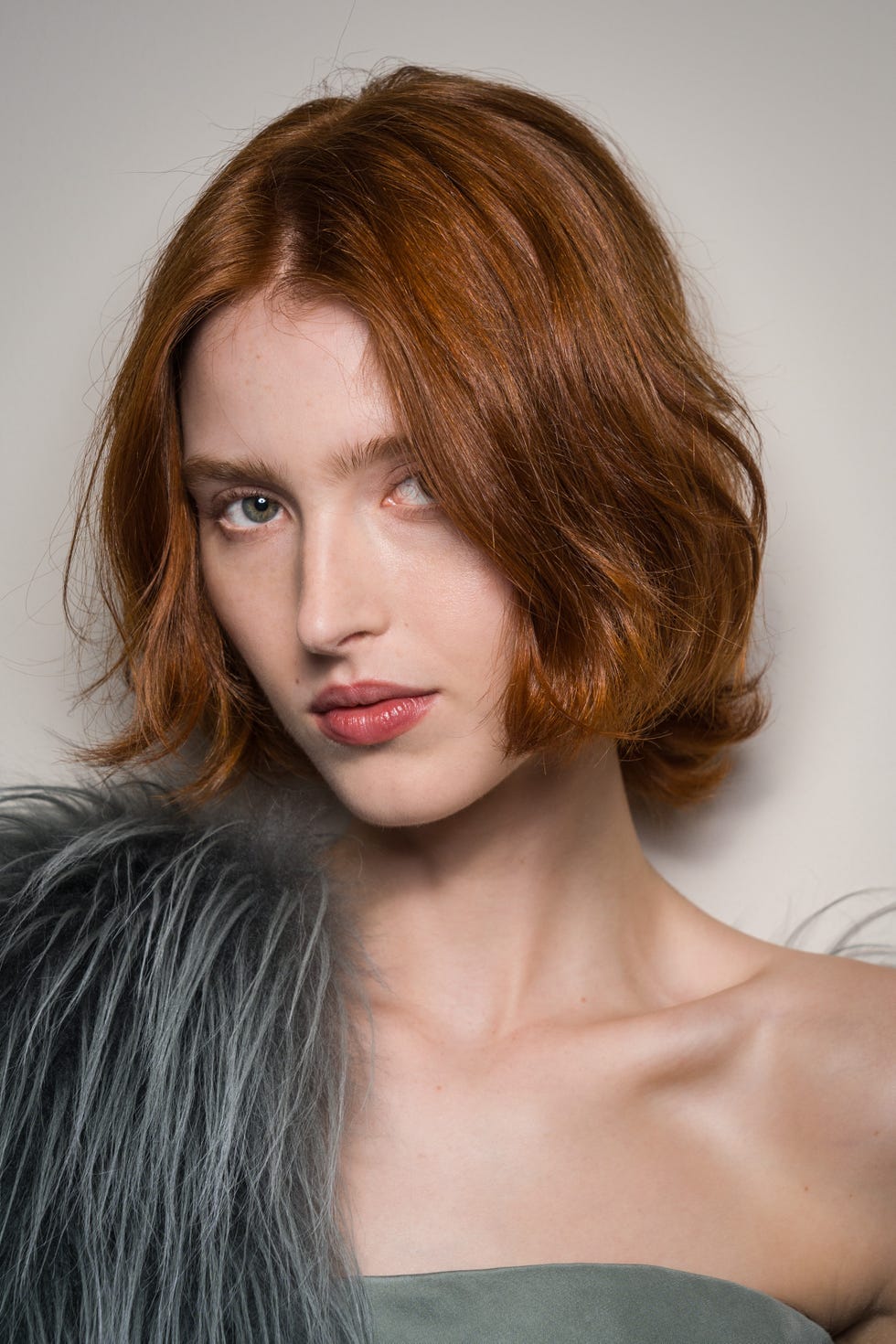 Chin Length Bob Soft Waves Blowout Chin Length Bob Soft Waves Blowout — Simple Choppy Bob