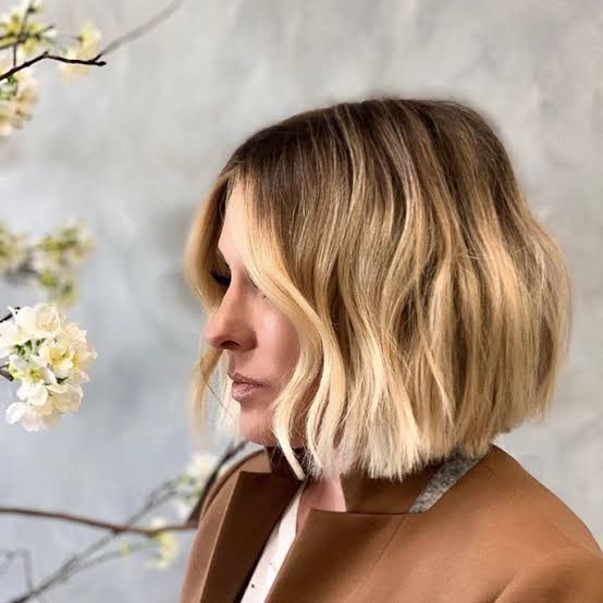 Chin Length Bob With Dark Blonde Balayage and Curtain Bangs Chin Length Bob With Dark Blonde Balayage and Curtain Bangs — Simple Choppy Bob Hairstyles