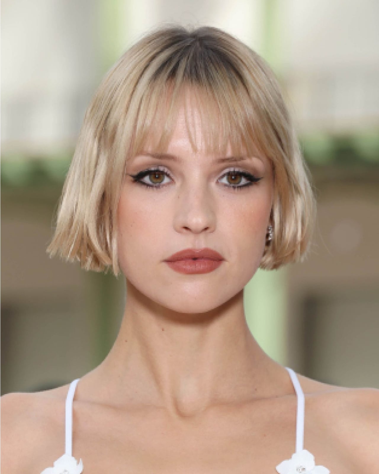 Chin Length Bob With Blunt Bangs and Sleek Ash Blonde Chin Length Bob With Blunt Bangs and Sleek Ash Blonde — Simple Choppy Bob Hairstyles