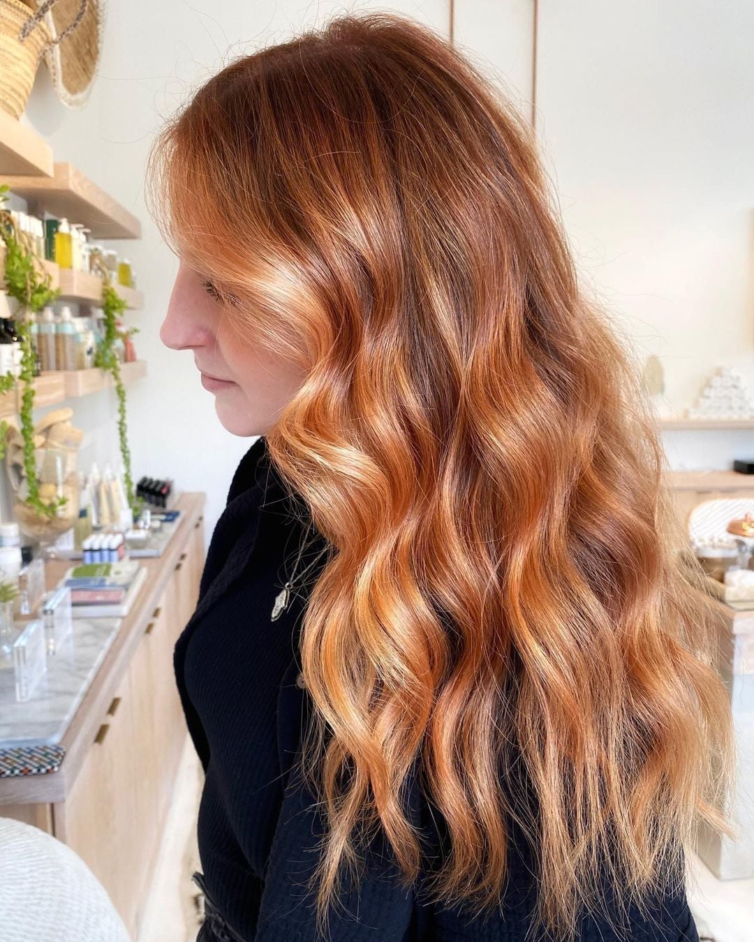 Mid-Back Copper Blonde Balayage with Sun-Kissed Tones Mid-Back Copper Blonde Balayage with Sun-Kissed Tones — Simple Copper Hair with Blonde