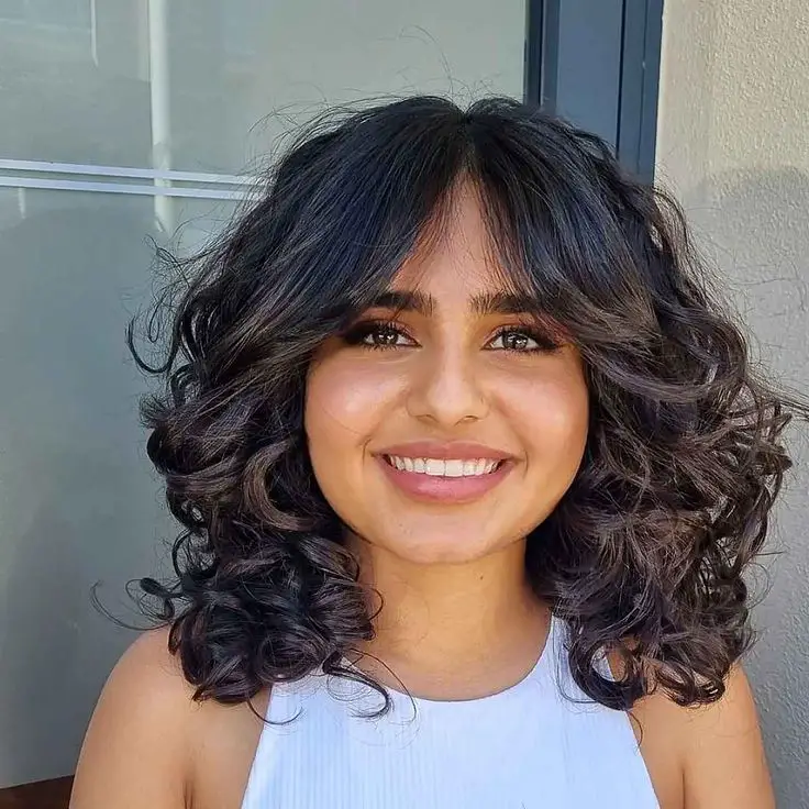 Collarbone Lob With Defined Curls Collarbone Lob With Defined Curls — Simple Curly Bangs