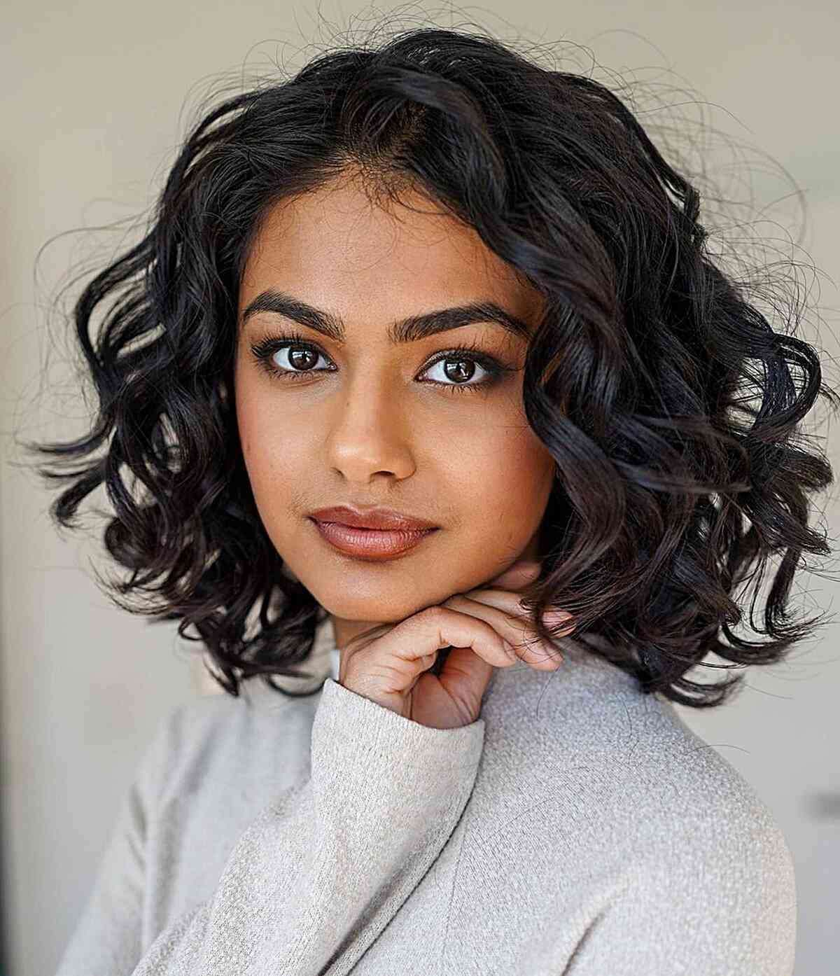 Thick Collarbone Bob With Defined Curls Thick Collarbone Bob With Defined Curls — Simple Curly Bob Hairstyles
