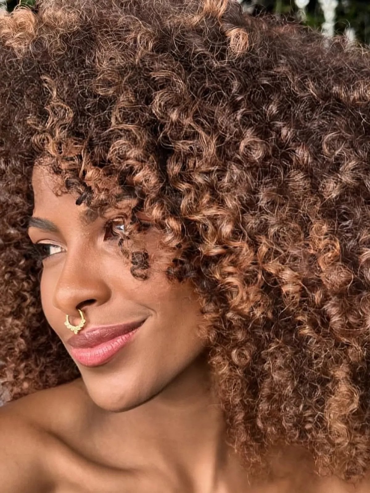 Shoulder Length Layers With Caramel Highlights and Air Dried — Simple Curly Highlights