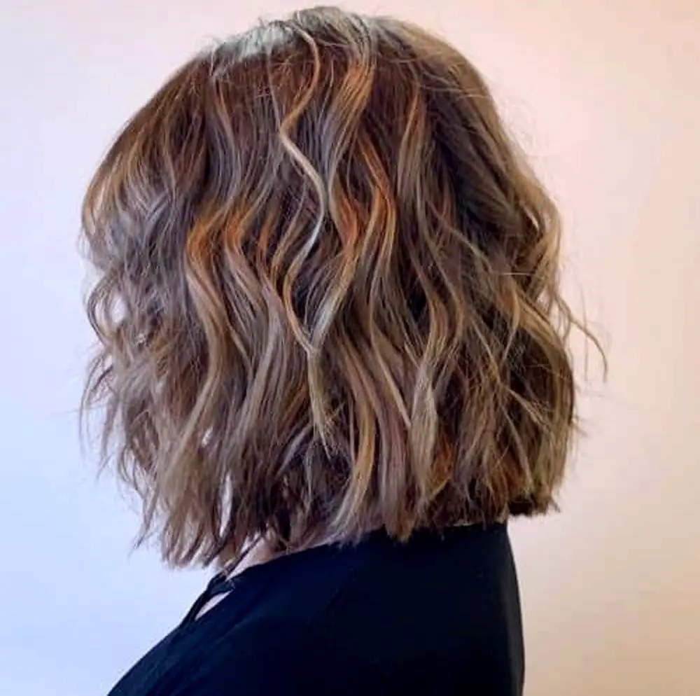 Chin Length Bob With Defined Curls And Blonde Highlights and Air Dried — Simple Curly Highlights