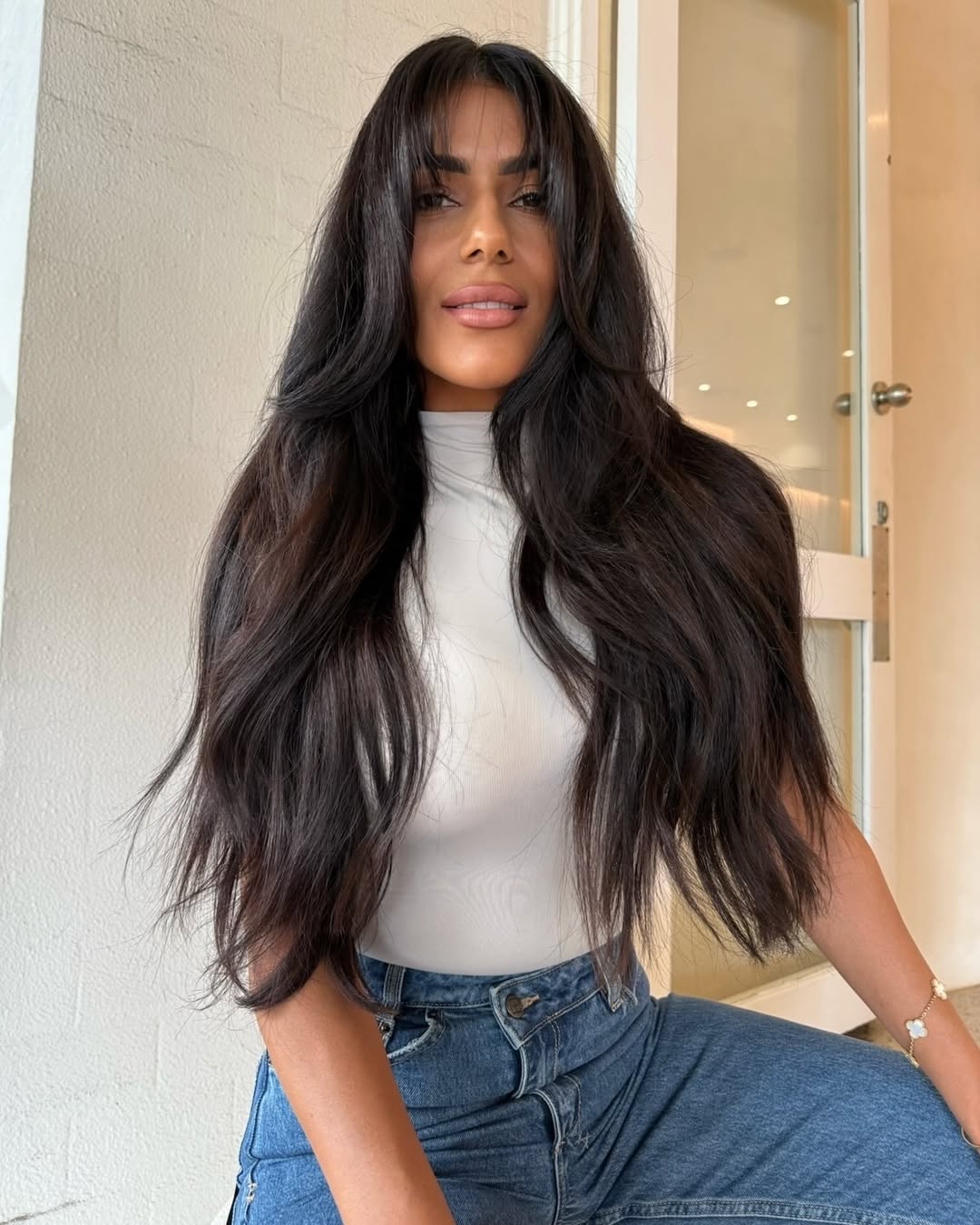 Effortlessly Chic Dark Brown Waves Effortlessly Chic Dark Brown Waves — Simple Curtain Bangs Long Hair
