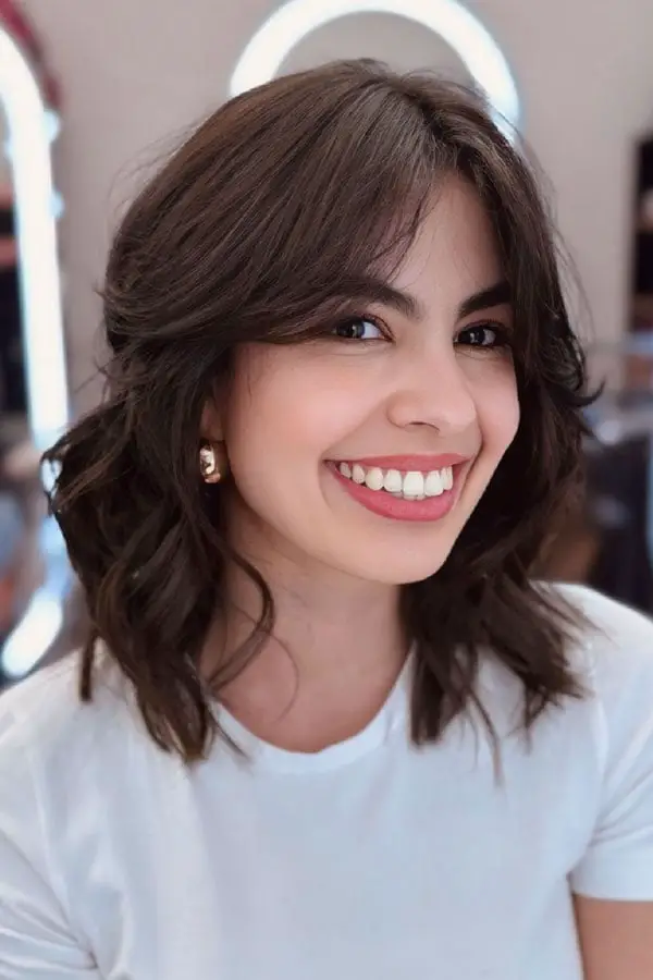 Collarbone Lob With Soft Layers, Dark Brown Collarbone Lob With Soft Layers, Dark Brown — Simple Curtain Bangs Short