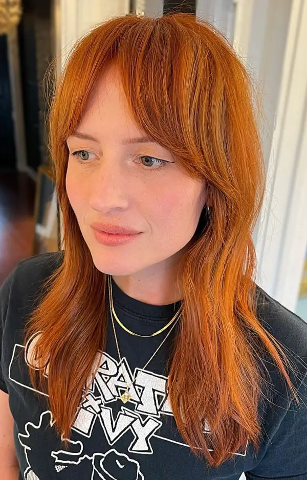Collarbone Copper Wavy Hair With Layers And Curtain Bangs — Simple Curtain Bangs with Layers