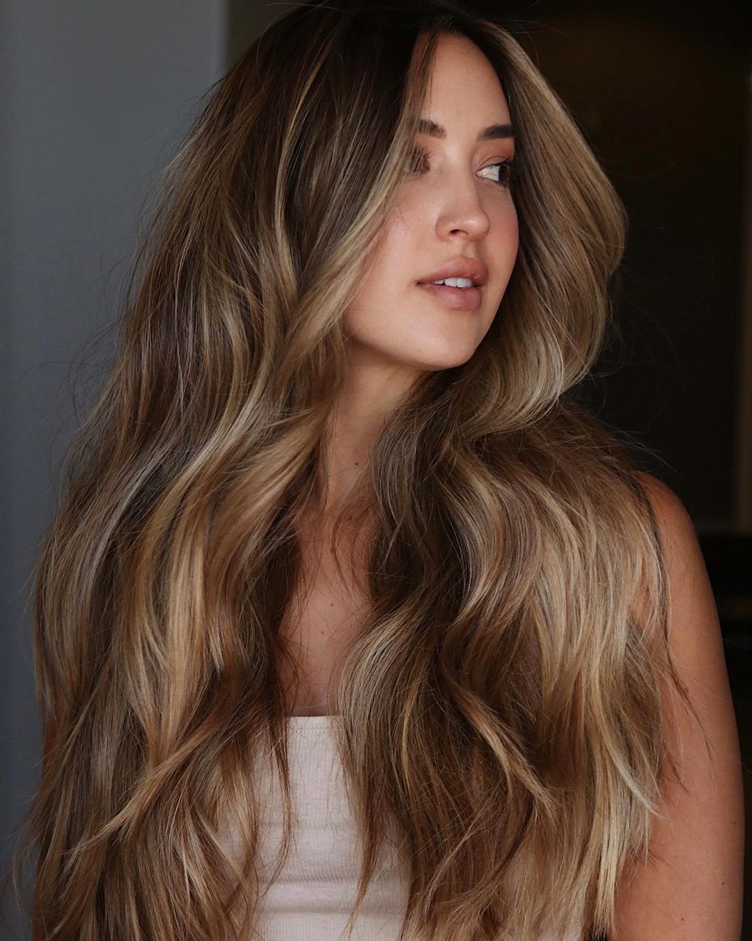 Mid-Back Balayage With Curtain Bangs Mid-Back Balayage With Curtain Bangs — Simple Dark Brown Hair with Blonde
