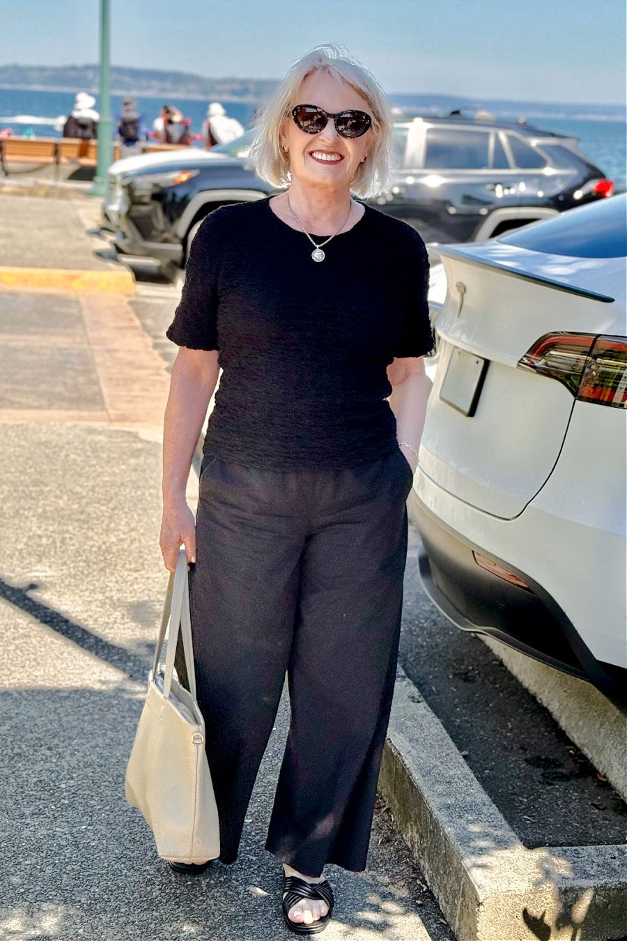 Black Textured Top with Wide-Leg Linen Pants Black Textured Top with Wide-Leg Linen Pants — Simple Dinner Outfits