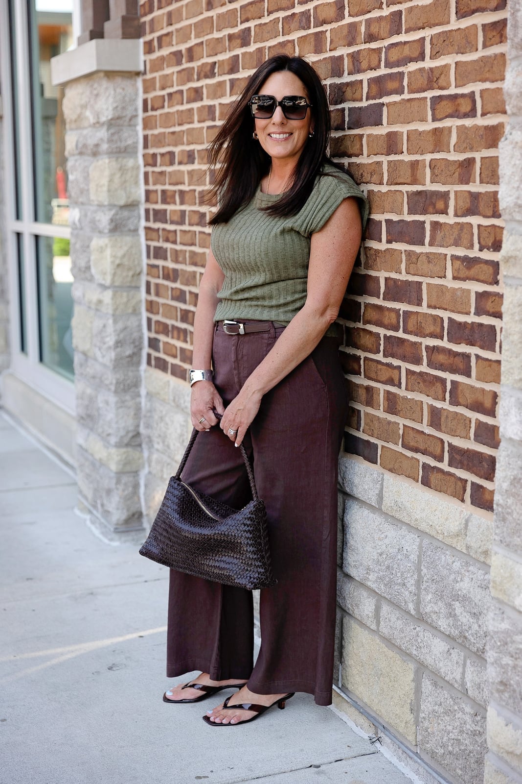 Olive Green Top with Brown Linen-Blend Wide-Leg Pants Olive Green Top with Brown Linen-Blend Wide-Leg Pants — Simple Dinner Outfits