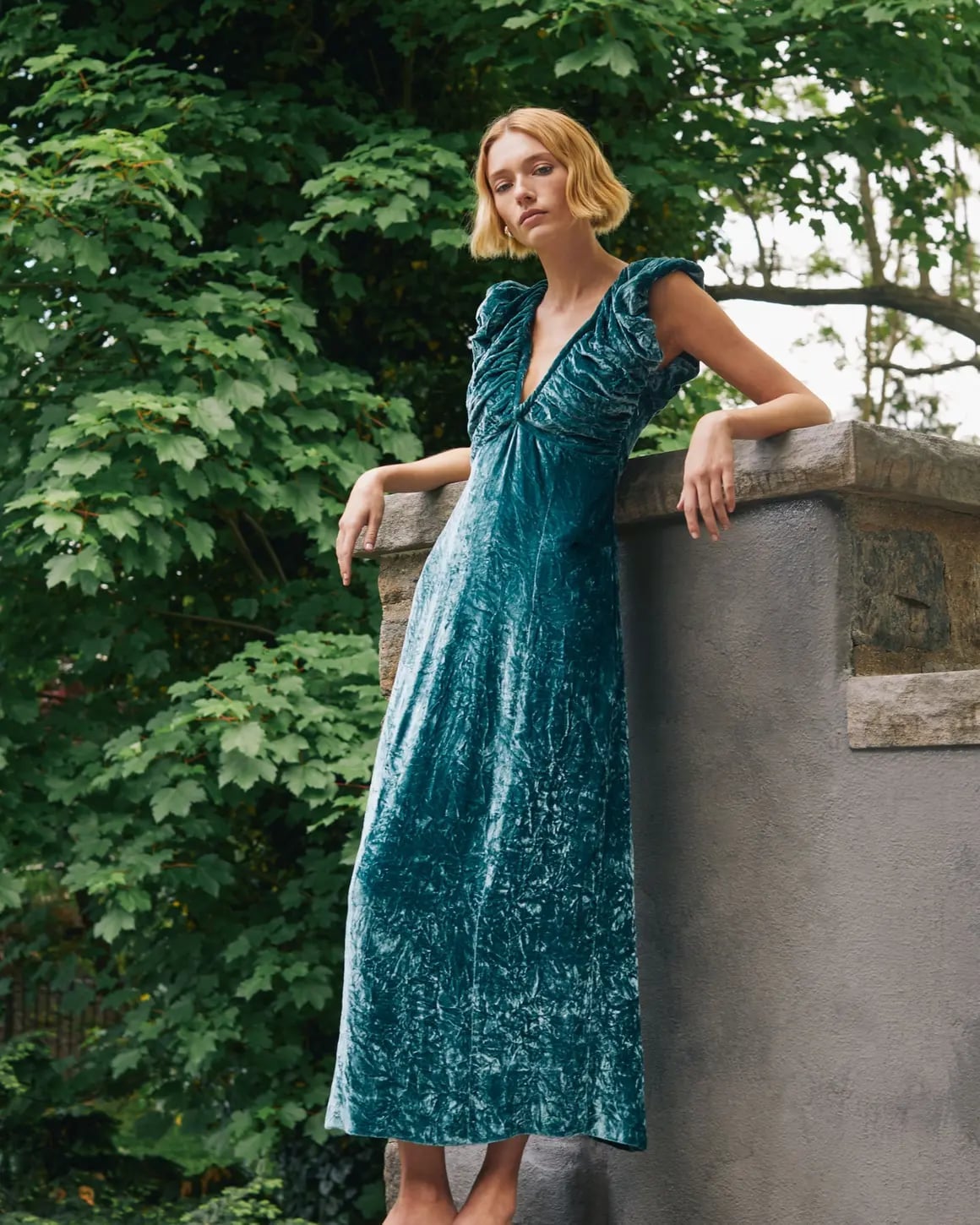 Teal Velvet Dress for Special Occasions — Simple Dinner Outfits Night