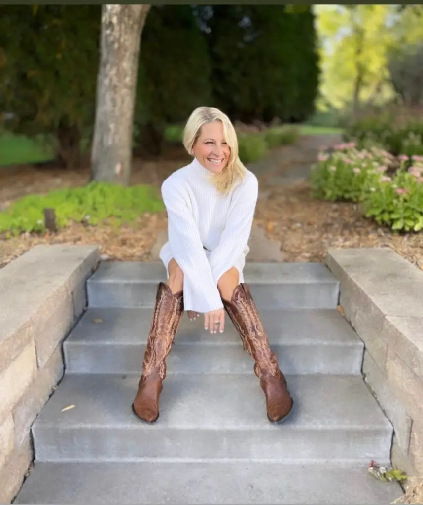 Cream Oversized Sweater Dress With Brown Leather Boots Cream Oversized Sweater Dress With Brown Leather Boots — Simple Dress and Boots