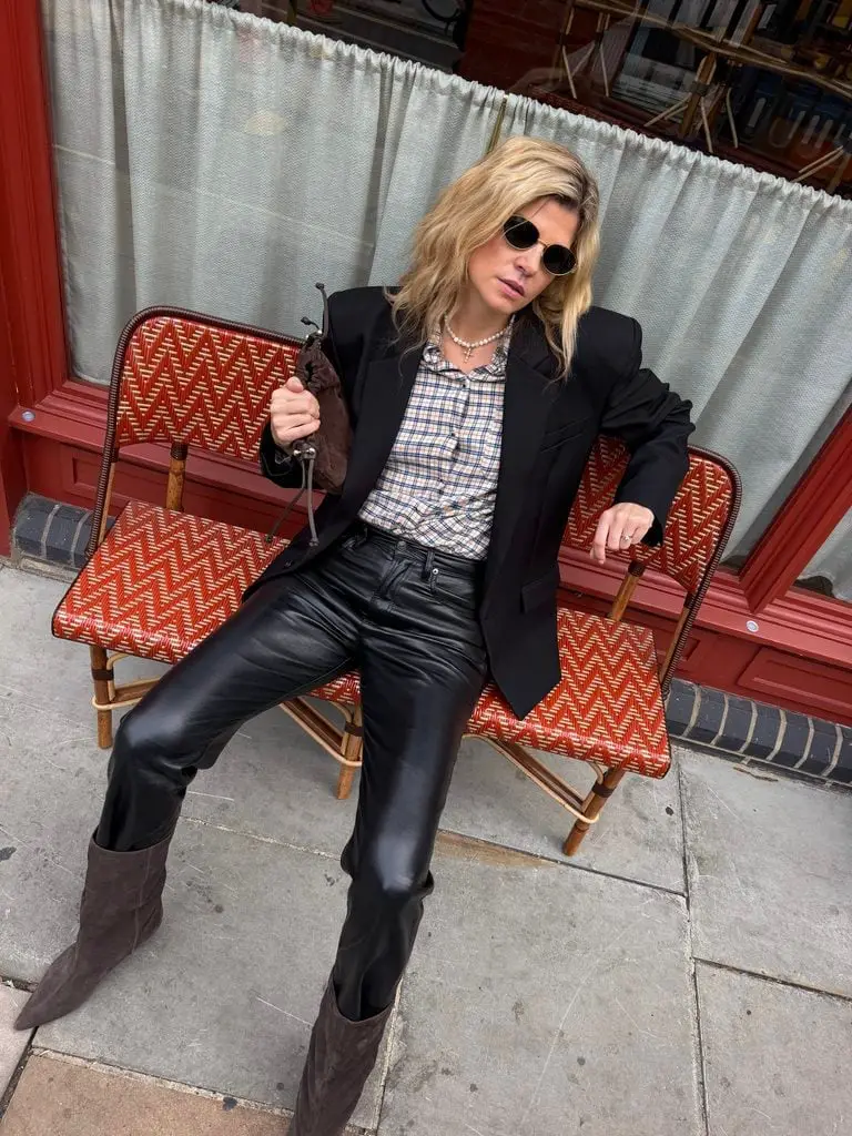 Black Leather Pants with Beige Collared Shirt — Simple Dress Pants Outfit Women