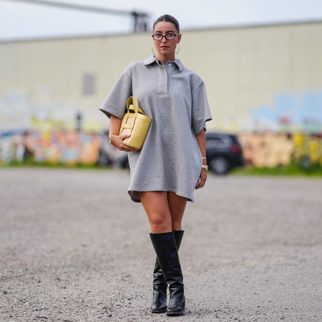 Gray Oversized Polo Shirt Dress With Knee-High Boots Gray Oversized Polo Shirt Dress With Knee-High Boots — Simple Dresses and Boots Outfit