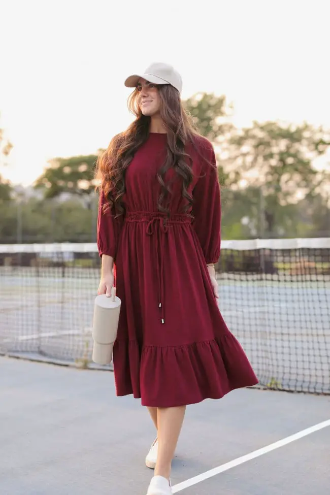 Maroon Tiered Midi Dress for Casual Outings Maroon Tiered Midi Dress for Casual Outings — Simple Dresses for Moms