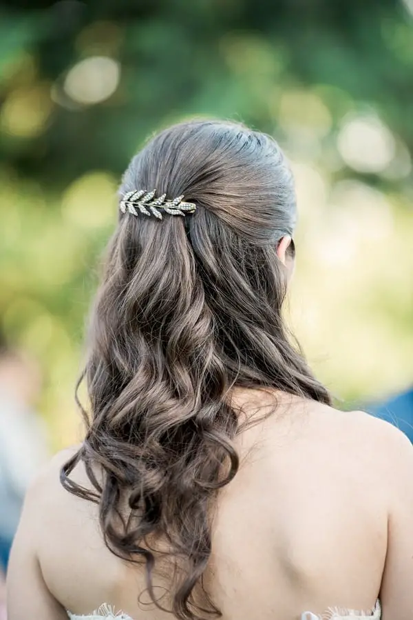 Shoulder Length Half Up With Leaf Clip Shoulder Length Half Up With Leaf Clip — Simple Dresses Hairstyles