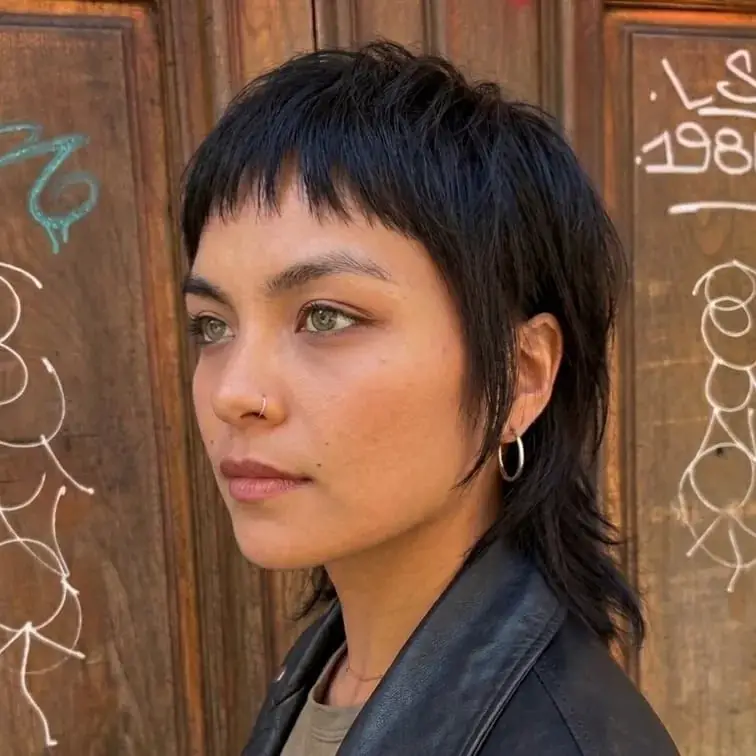 Choppy Black Mixie With Piecey Bangs — Simple Edgy Haircuts