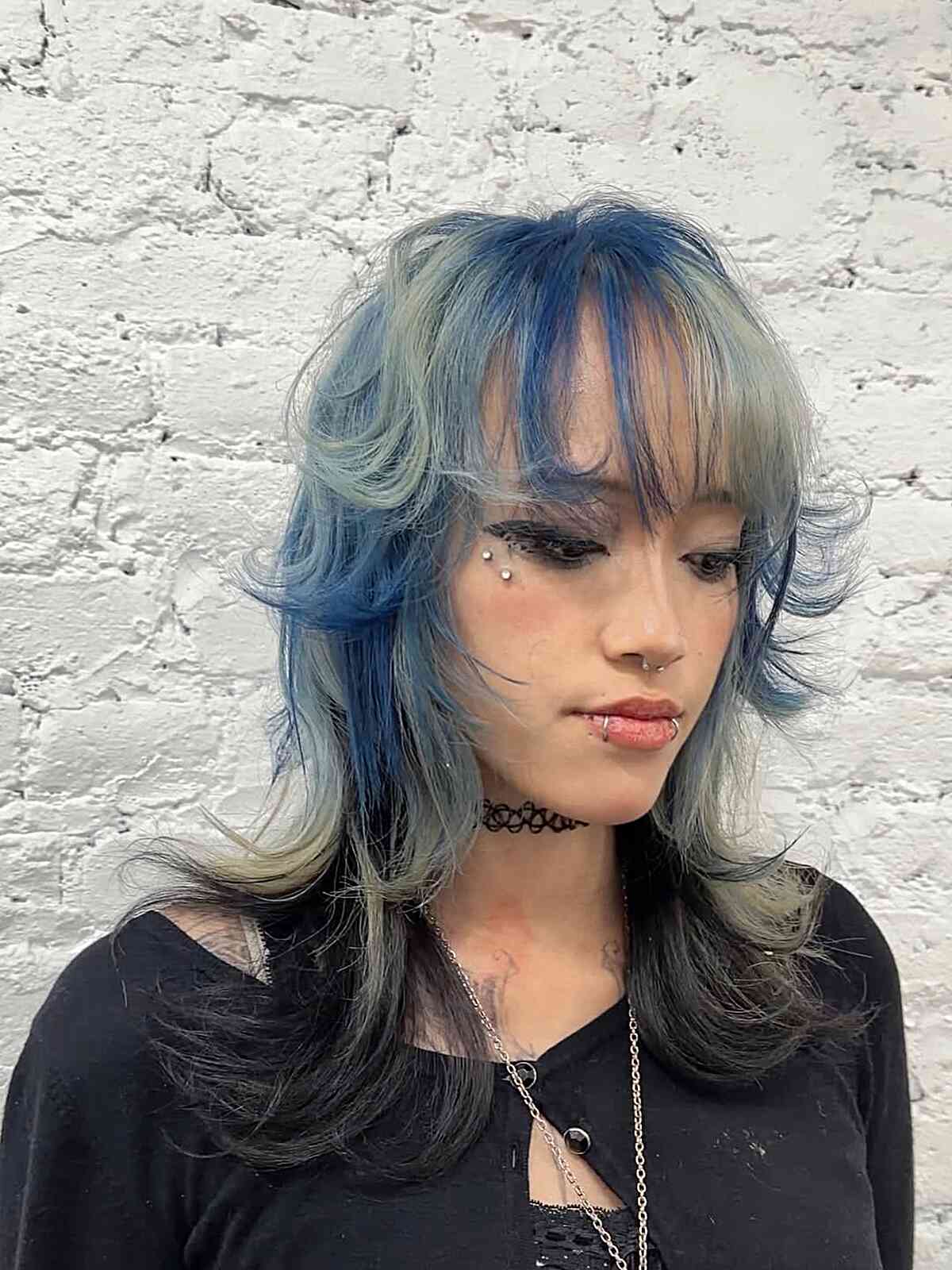Textured Mid-Length Mullet With Blue-Gray Tones — Simple Edgy Haircuts