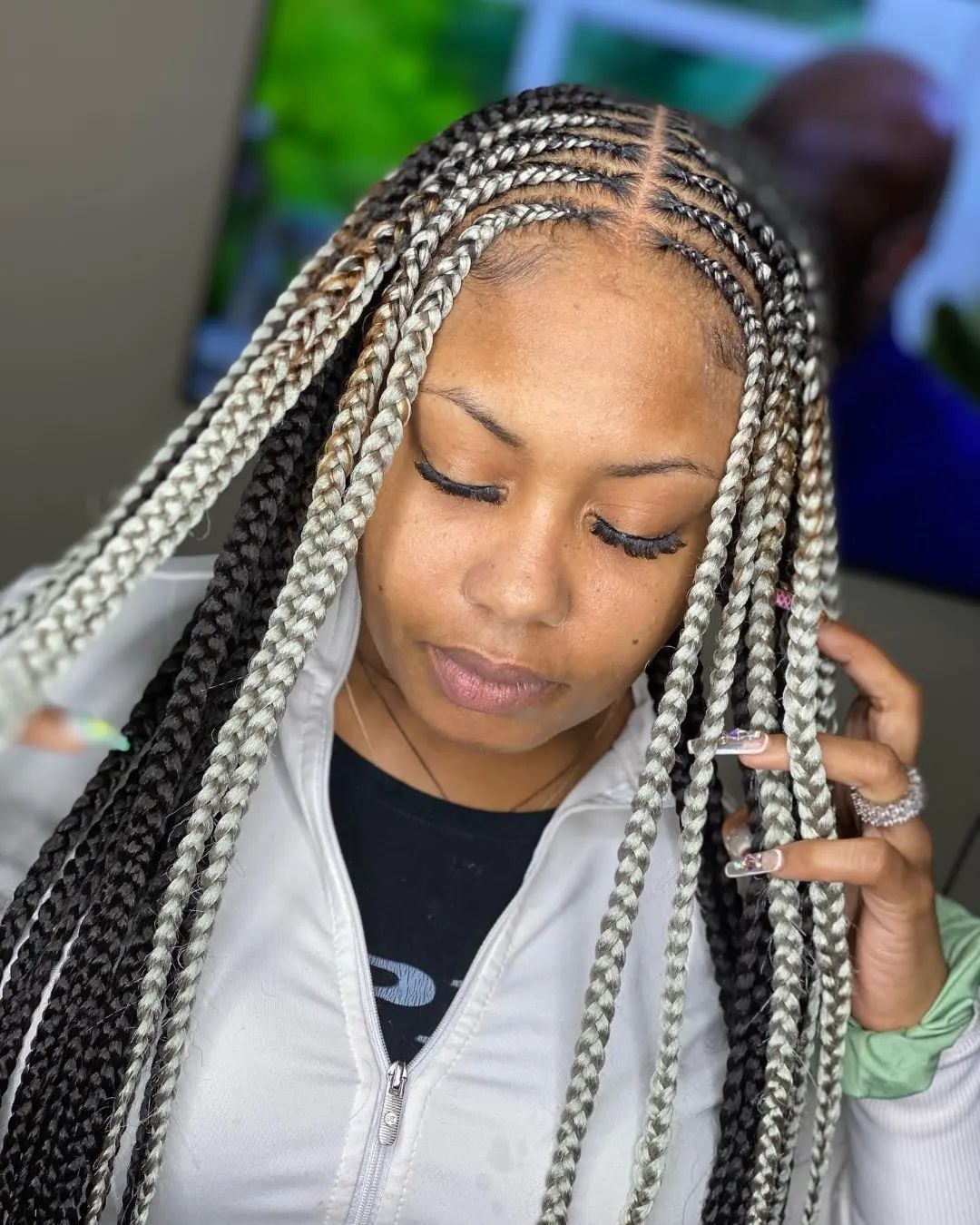Two-Tone Mid-Back Feed In Braids Two-Tone Mid-Back Feed In Braids — Simple Feed in Braids