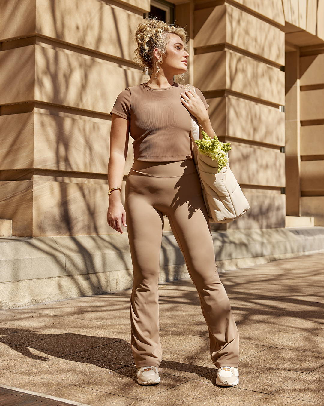 Beige Flare Leggings with Brown Crop Top Beige Flare Leggings with Brown Crop Top — Simple Flare Leggings Outfits