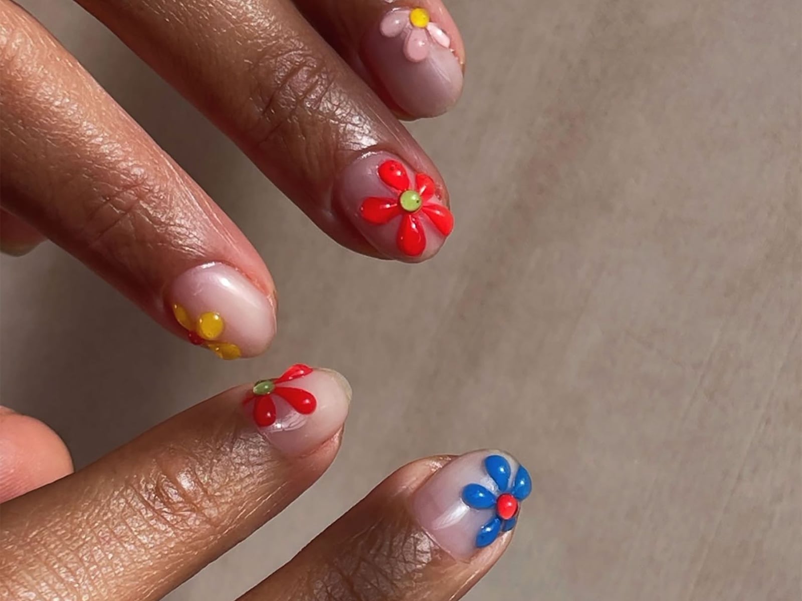 3D Floral Red Yellow Blue Short Oval Nails — Simple Floral Nails