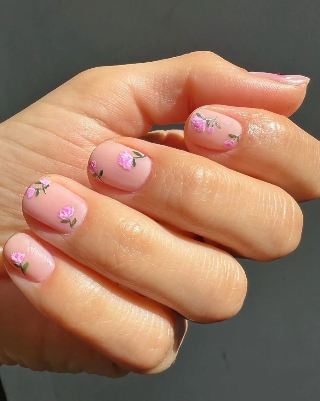 Delicate Pink Flowers Short Almond Nails — Simple Floral Nails