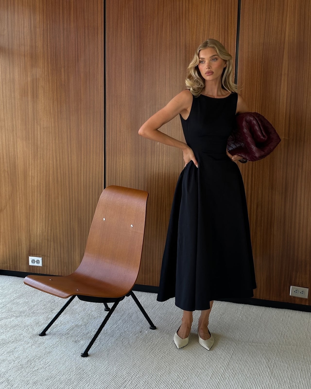 Oversized Blazer With A Sleeveless Midi Dress Oversized Blazer With A Sleeveless Midi Dress — Simple Formal Style