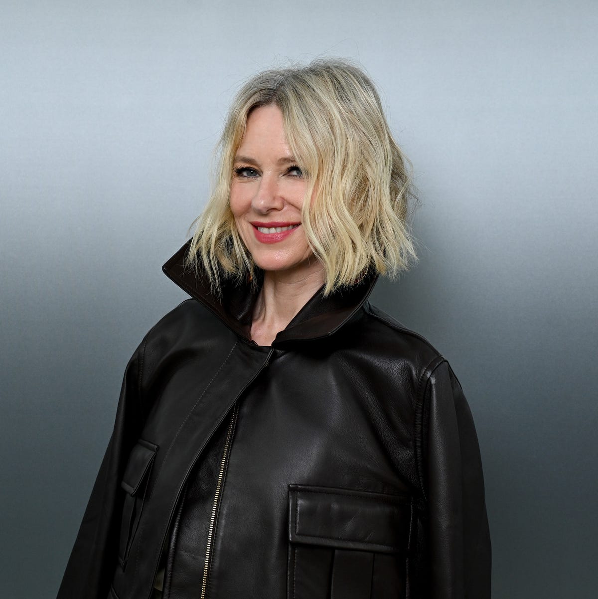 Collarbone Bob With Soft Blonde Highlights — Simple French Bob