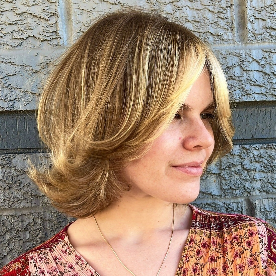 Chin Bob With Flipped Out Ends — Simple French Bob