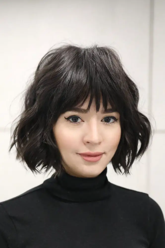 Textured Wavy Bob With Blunt Bangs — Simple French Bob
