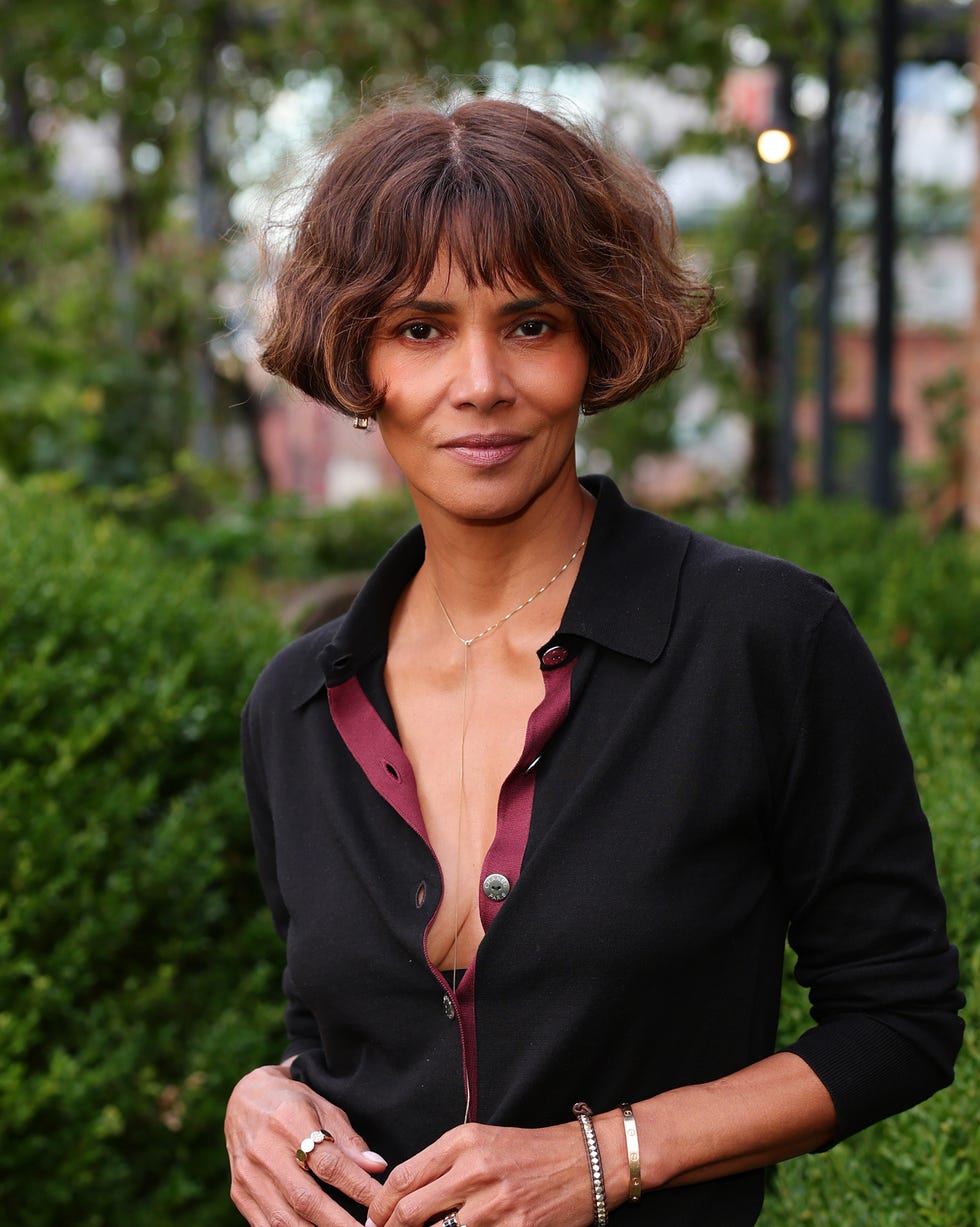 Dark Brown Bob With Curtain Bangs — Simple French Bob