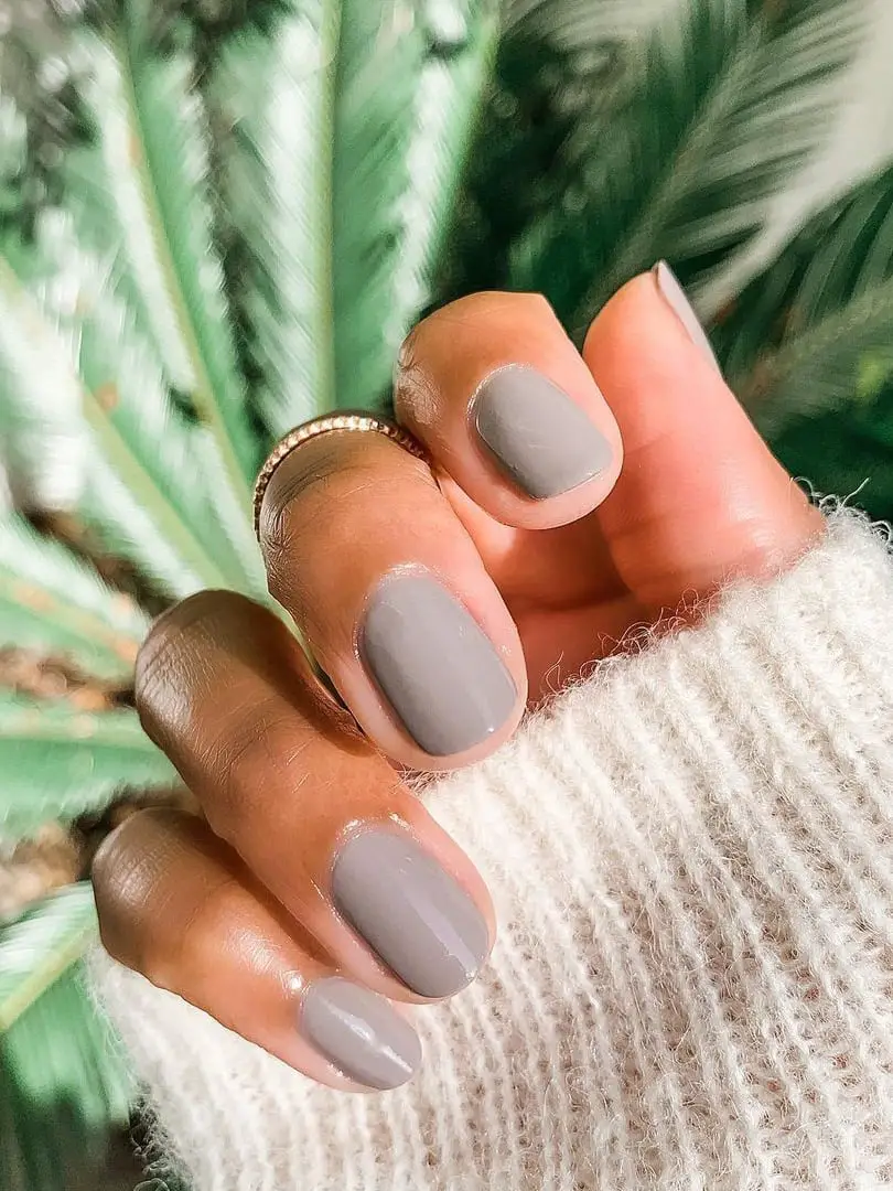 Short Oval Glossy Deep Burgundy Cat-Eye Nails — Simple Gel Nails Colors