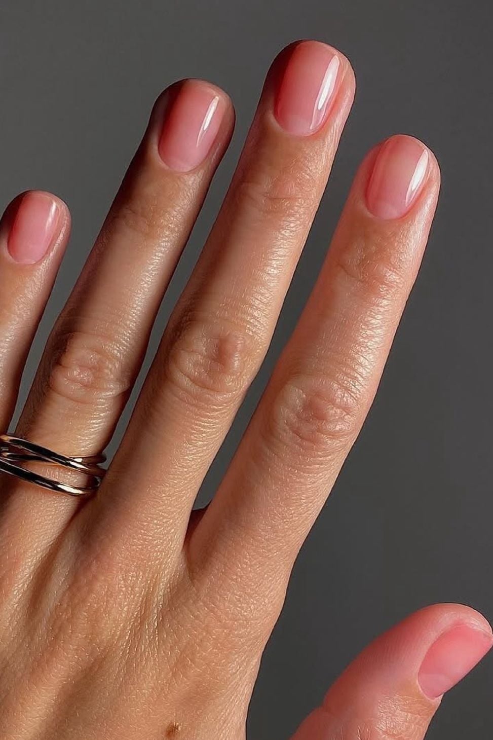 Short Oval Sheer Pale Pink Nude Nails — Simple Gel Nails Colors