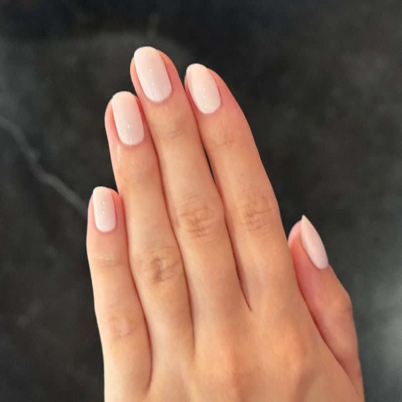 Short Oval Sheer Milky Pink Nude DIY Nails, Glossy — Simple Gel Nails Colors