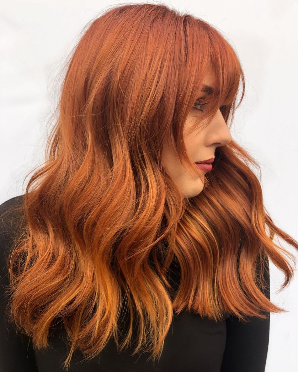 Mid-Back Blowout With Curtain Bangs And Ginger Mid-Back Blowout With Curtain Bangs And Ginger — Simple Ginger Highlights